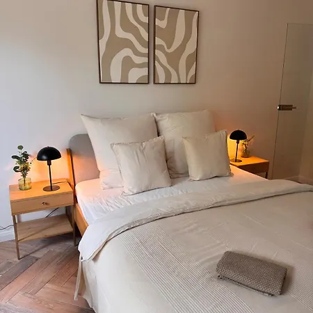 Cozy Beethoven Mit Balkon * Хердеке