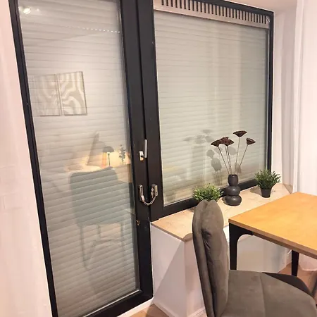 Apartmán Cozy Beethoven Mit Balkon *