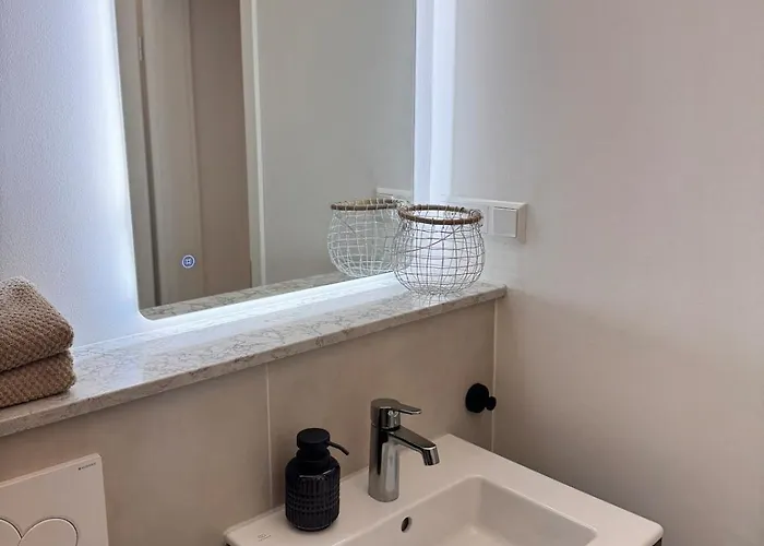 شقة Cozy Beethoven Mit Balkon هيردكه