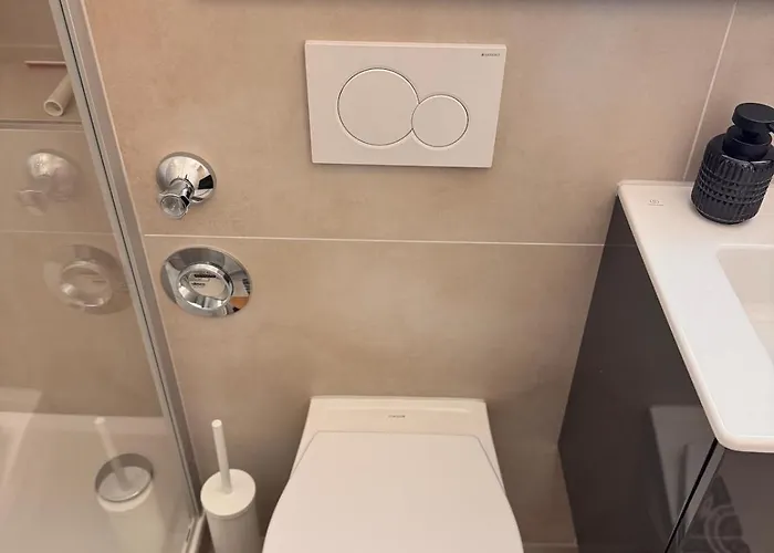 Cozy Beethoven Mit Balkon هيردكه